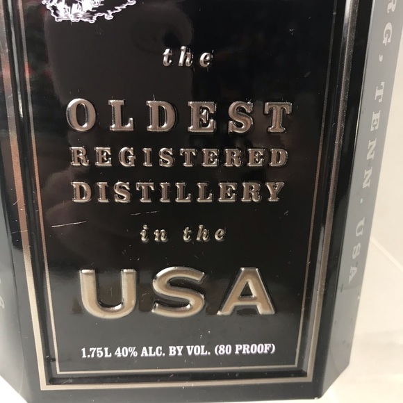 Jack Daniels Tennessee Whiskey EMPTY Tin BLACK Top Opening Gift Box No 7 - Picture 11 of 16